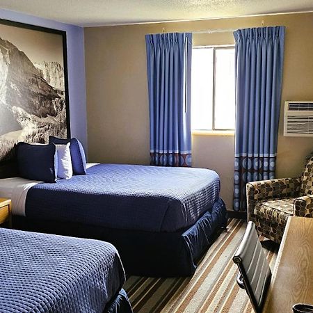 Grizzly Inn Грейт-Фолс Экстерьер фото