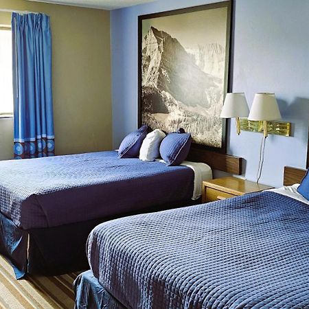 Grizzly Inn Грейт-Фолс Экстерьер фото